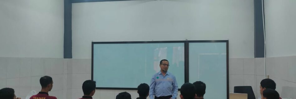 pelatihan mekanik alat berat